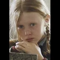 배우인 마틸데 고파르의 대표 이미지