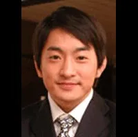 배우인 스즈키 료지의 대표 이미지
