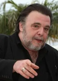 배우인 패트릭 데스캠프의 대표 이미지