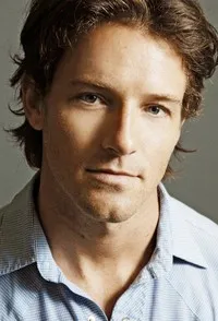 영화배우인 이안 보헨의 대표 이미지