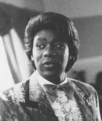 영화배우인 레니 헨리의 대표 이미지