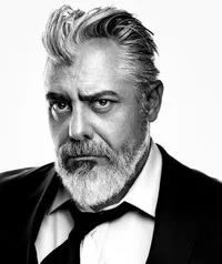 영화배우인 대럴 드실바의 대표 이미지