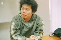 감독, 각본인 이윤석의 대표 이미지