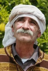 배우인 타릭 코프티의 대표 이미지