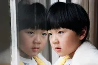 배우인 바오치 첸의 대표 이미지