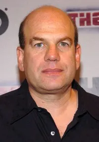 극작가인 데이빗 사이먼의 대표 이미지