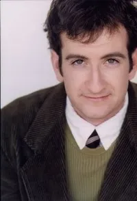 배우, 감독, 각본인 대니 제이콥스의 대표 이미지