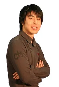 감독인 유재훈의 대표 이미지