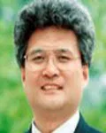 성악가인 김관동의 대표 이미지