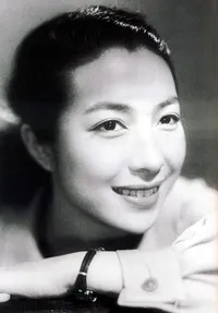 배우인 아라타마 미치요의 대표 이미지