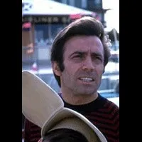 배우인 알레한드로 레이의 대표 이미지