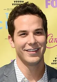 영화배우인 스카이라 어스틴의 대표 이미지