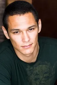 배우인 마이클 에스파르자의 대표 이미지