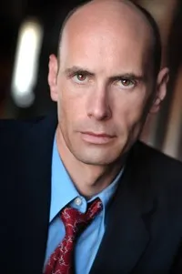 배우, 특수효과인 커트 칼리의 대표 이미지