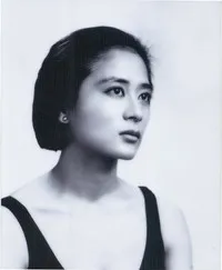 배우인 엄심정의 대표 이미지