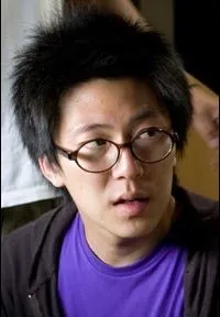 영화감독인 홍동명의 대표 이미지
