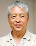 평론가, 출판인인 김승곤의 대표 이미지