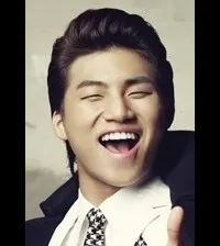 가수인 대성의 대표 이미지