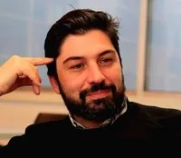영화감독인 티아구 게데스의 대표 이미지