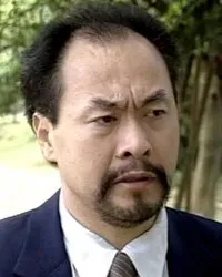 배우인 왕덕생의 대표 이미지