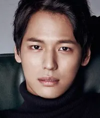 탤런트, 연극배우인 지일주의 대표 이미지