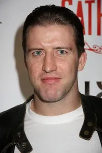 배우인 스테판 보너의 대표 이미지