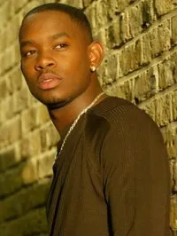 영화배우인 아믈 아민의 대표 이미지