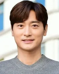 탤런트, 뮤지컬배우인 원기준의 대표 이미지