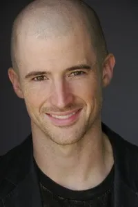 배우인 웨슬리 머피의 대표 이미지