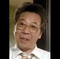 배우인 위소의 대표 이미지