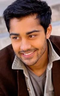 영화배우인 매니쉬 다얄의 대표 이미지