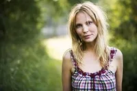 영화배우인 모아 감멜의 대표 이미지