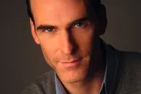 배우인 대런 켄드릭의 대표 이미지