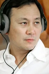 영화감독인 강징의 대표 이미지
