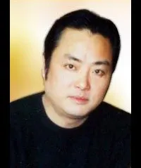 배우인 모영명의 대표 이미지