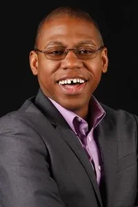 배우인 윌 에드워즈의 대표 이미지