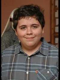 영화배우인 제시 카마초의 대표 이미지