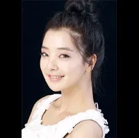 만화가, 영화배우, 탤런트인 송채윤의 대표 이미지