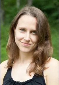 영화감독인 조세핀 데커의 대표 이미지