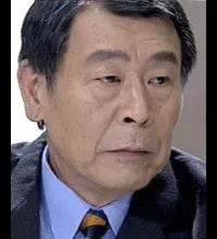 배우인 육일룡의 대표 이미지