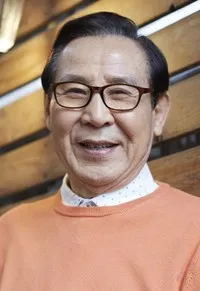 탤런트인 윤덕용의 대표 이미지
