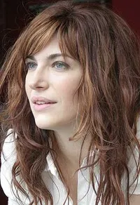 배우, 감독인 마리나 가텔의 대표 이미지