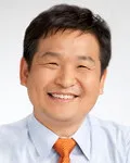 정당인, (전직)기업인인 문용식의 대표 이미지