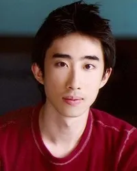배우인 와이 쵸이의 대표 이미지