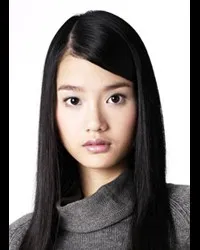 배우인 아티차 퐁신피팟의 대표 이미지