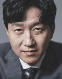 성우, 영화배우인 윤세웅의 대표 이미지