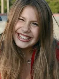 배우인 자 자 인치 뷔어클레의 대표 이미지