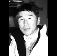 조명감독인 이강산의 대표 이미지
