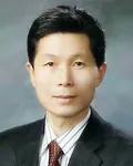 수필가, 공무원인 김영일의 대표 이미지