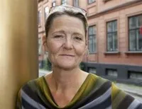 배우인 안 페트렌의 대표 이미지